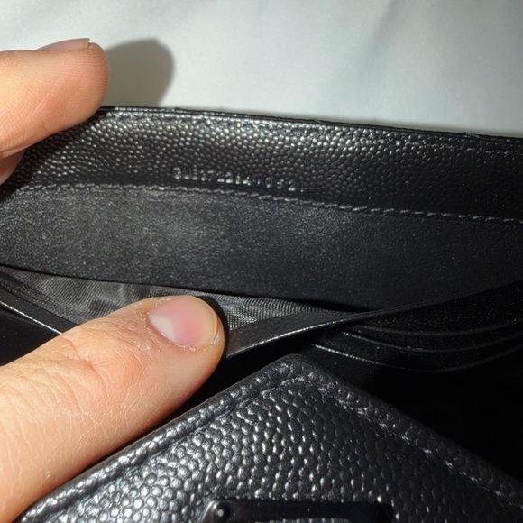 Yves Saint Laurent CASSANDRE MATELASSÉ LARGE FLAP WALLET - Picture 6 of 6